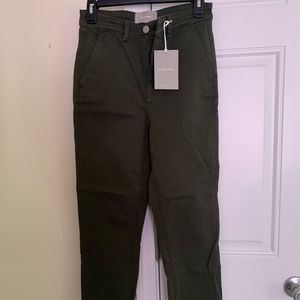Everlane olive colored pants, NWT size 2 never worn